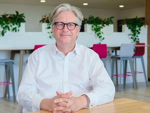 Russell Jarvis - Taylor Rose people